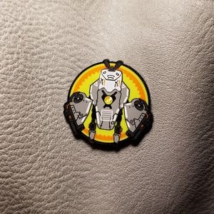 Lootcrate May 2016 "Power" Pin
